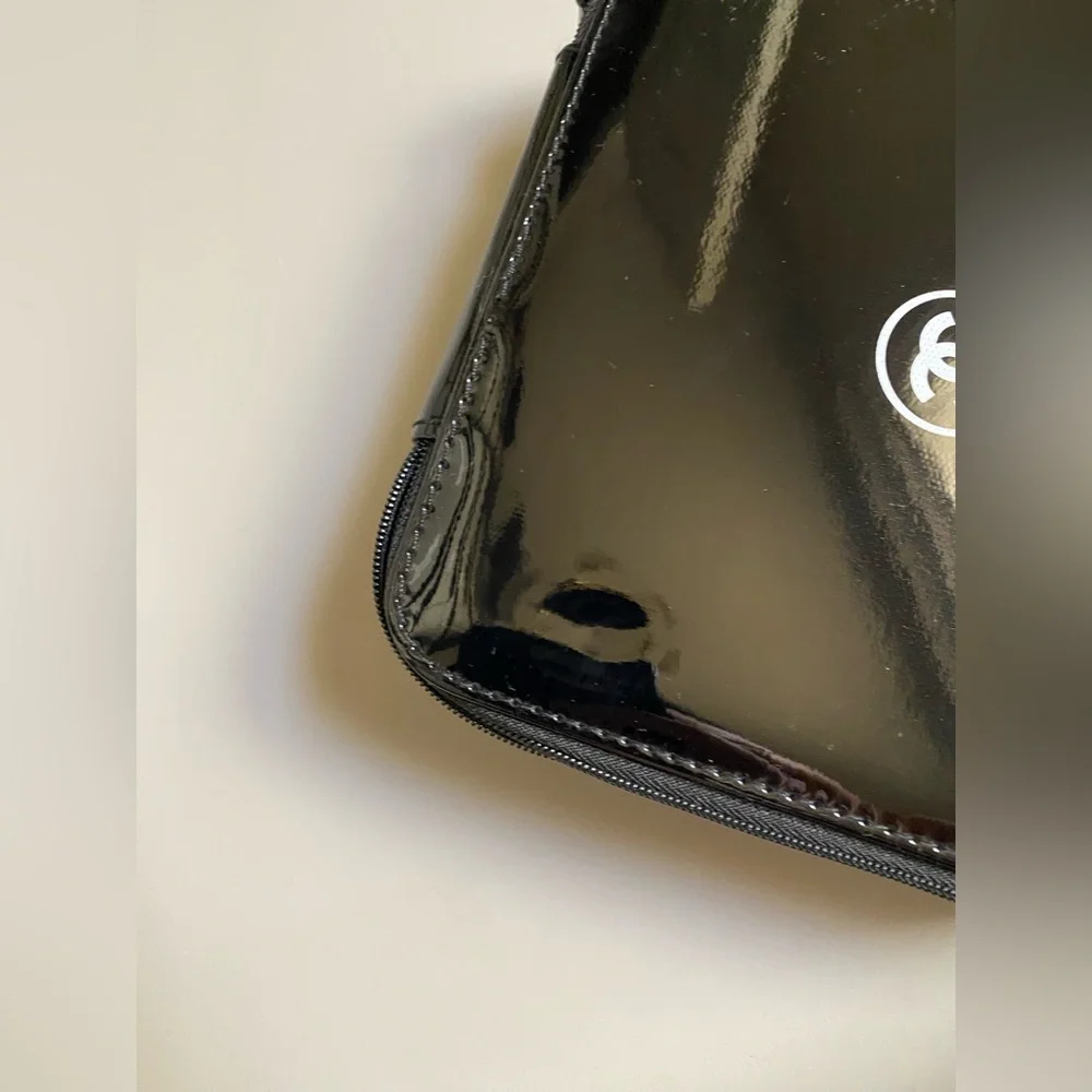 CHANEL MAKE UP VANITY BLACK PATENT CASE